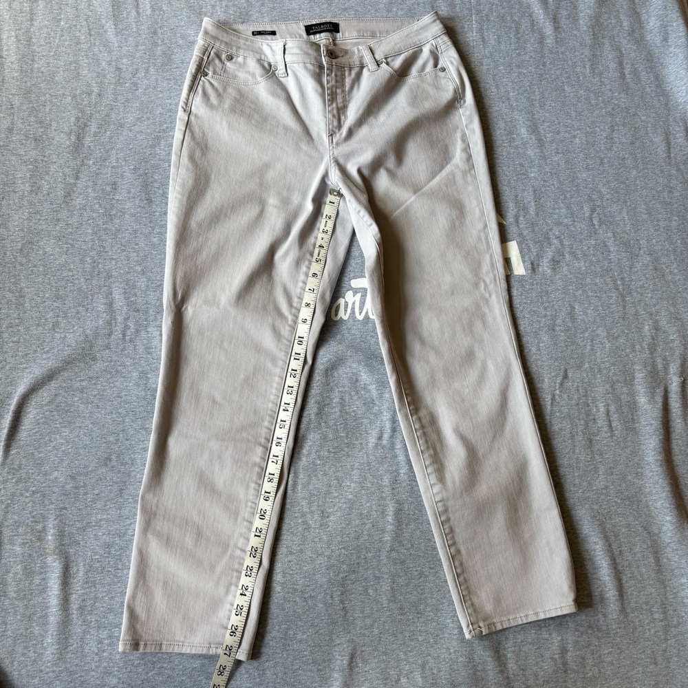 Talbots size 10 Slim Ankle Curvy Light Gray Women's Jeans - Picture 2 of 6